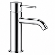 Chrome Single Hole Bathroom Faucet