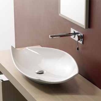Oval-Shaped White Ceramic Vessel Sink Scarabeo 8052