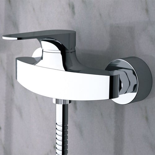 Wall-Mounted Shower Mixer With Single Lever Remer L31US