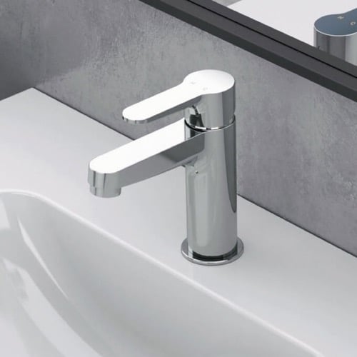 Chrome Single Hole Bathroom Faucet Remer W11USNL-CR