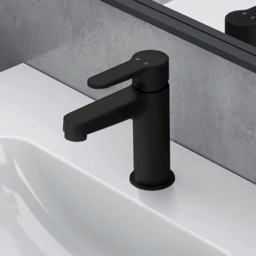 Matte Black Single Hole Bathroom Faucet Remer W11USNL-NO