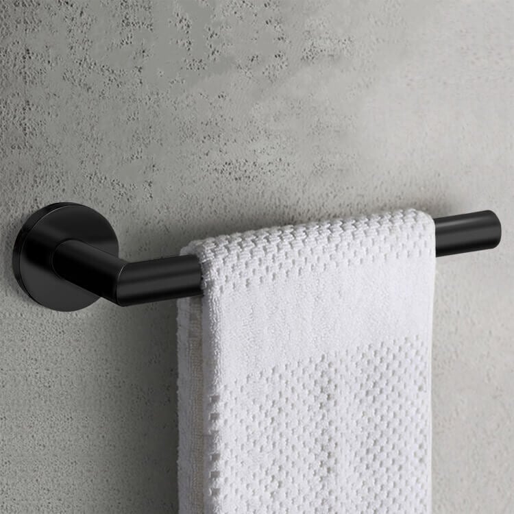 https://www.thebathoutlet.com/static/750/images/nameeks/Nameeks-NFA055-Main-towel.jpg