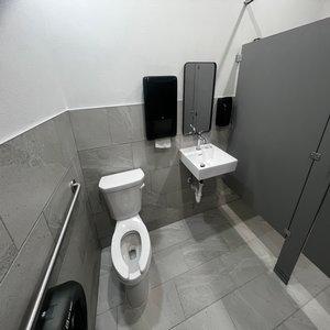 CeraStyle 0370-000,CeraStyle 037000-U-One Hole,CeraStyle 037000-U,CeraStyle 037007-U-97,CeraStyle 037007-U-97-One Hole all/2025-11-01/img1839-2N36V.jpg